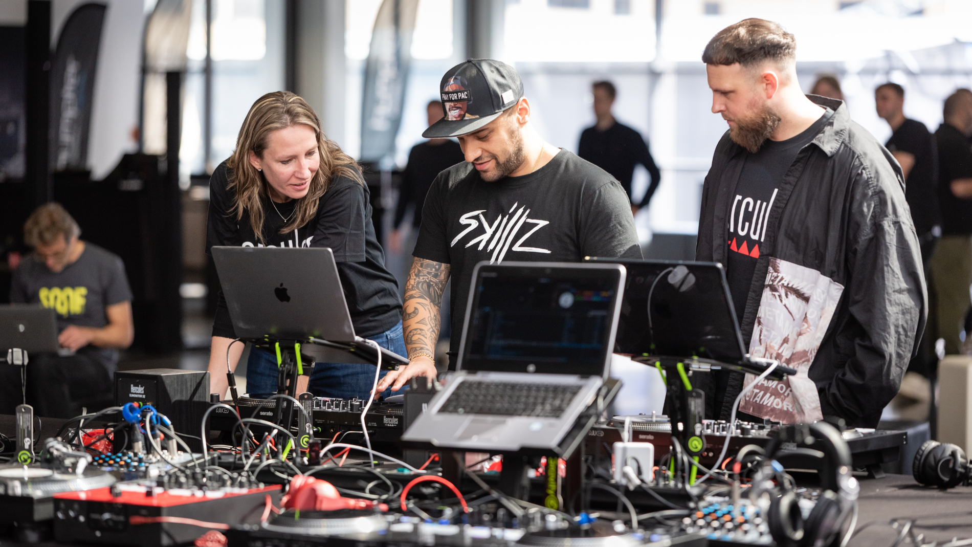 Der Performance + Production Hub verbindet Produkterfahrung, Wissenstransfer und Entertainment auf einzigartige Weise. (Foto: Mathias Kutt)